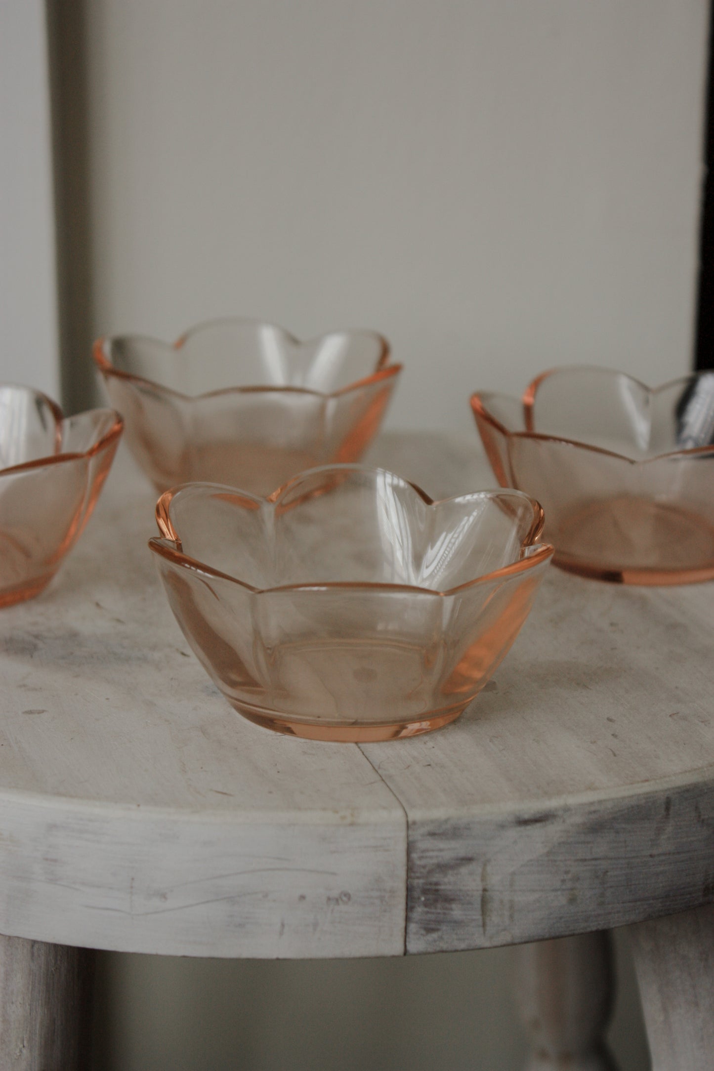 Preloved scalloped blush glass dish