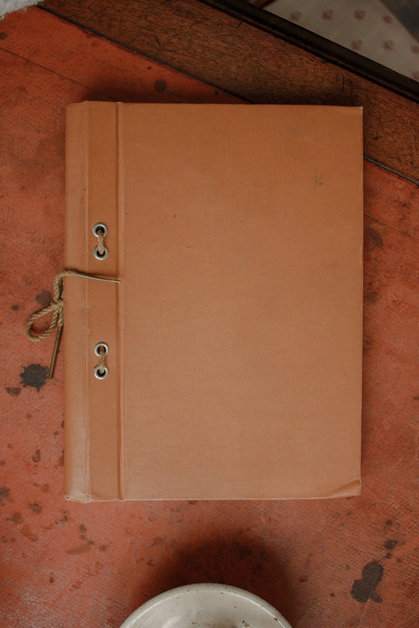 Vintage “Bootham School” loose leaf folio