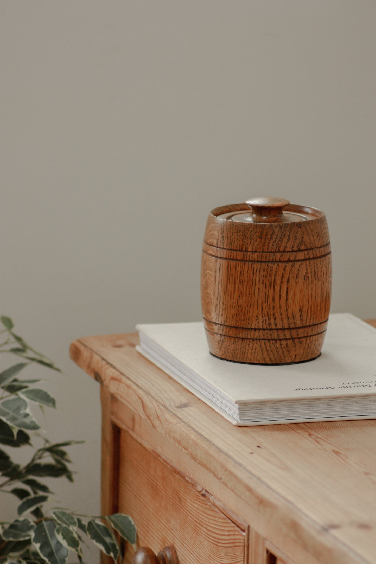 Vintage wooden pot with ceramic insert