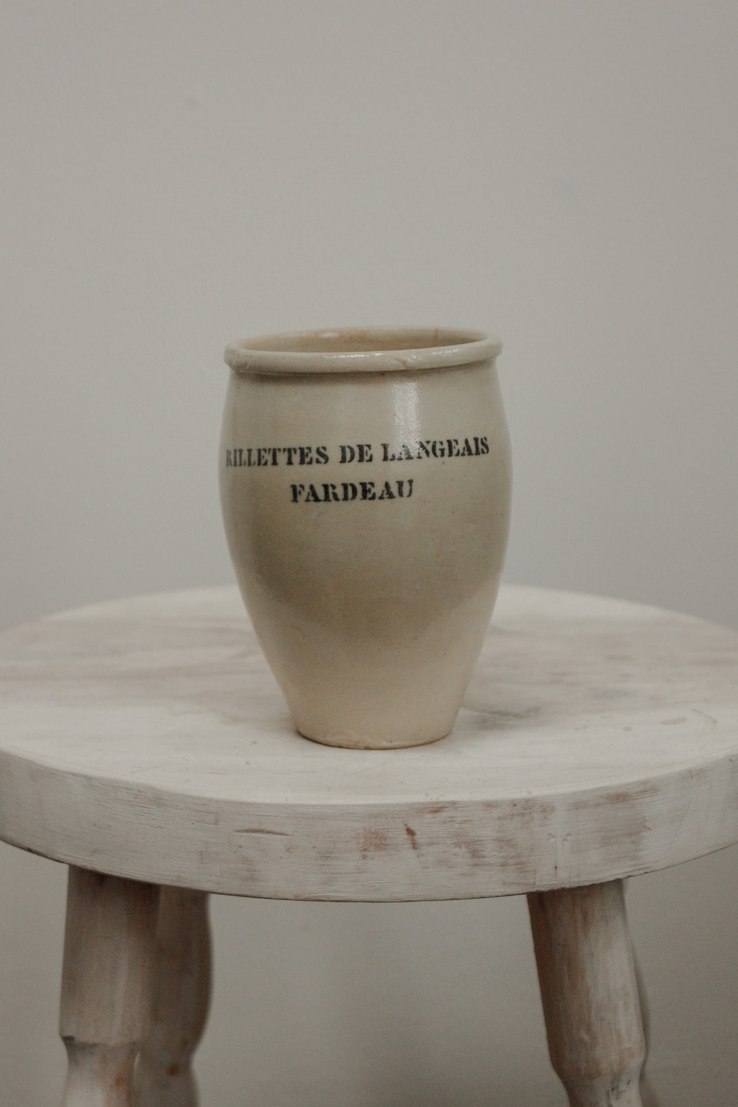 Vintage French pale stoneware pot