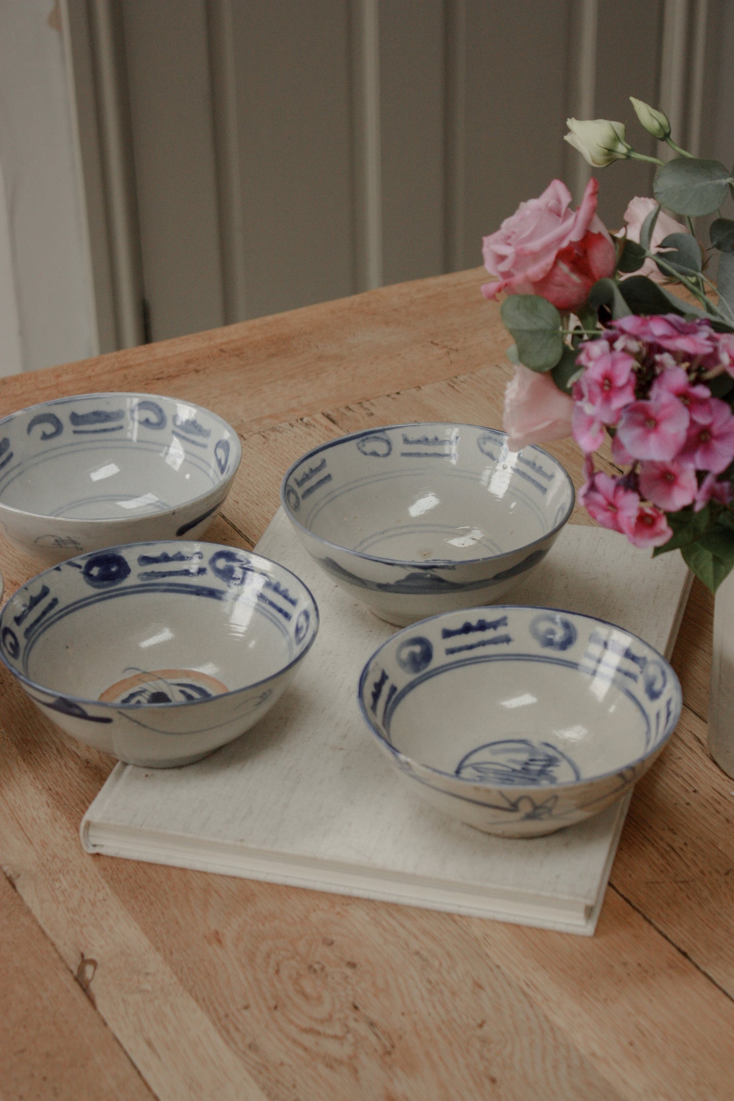 Vintage hand painted Japanese bowl (multiple styles)