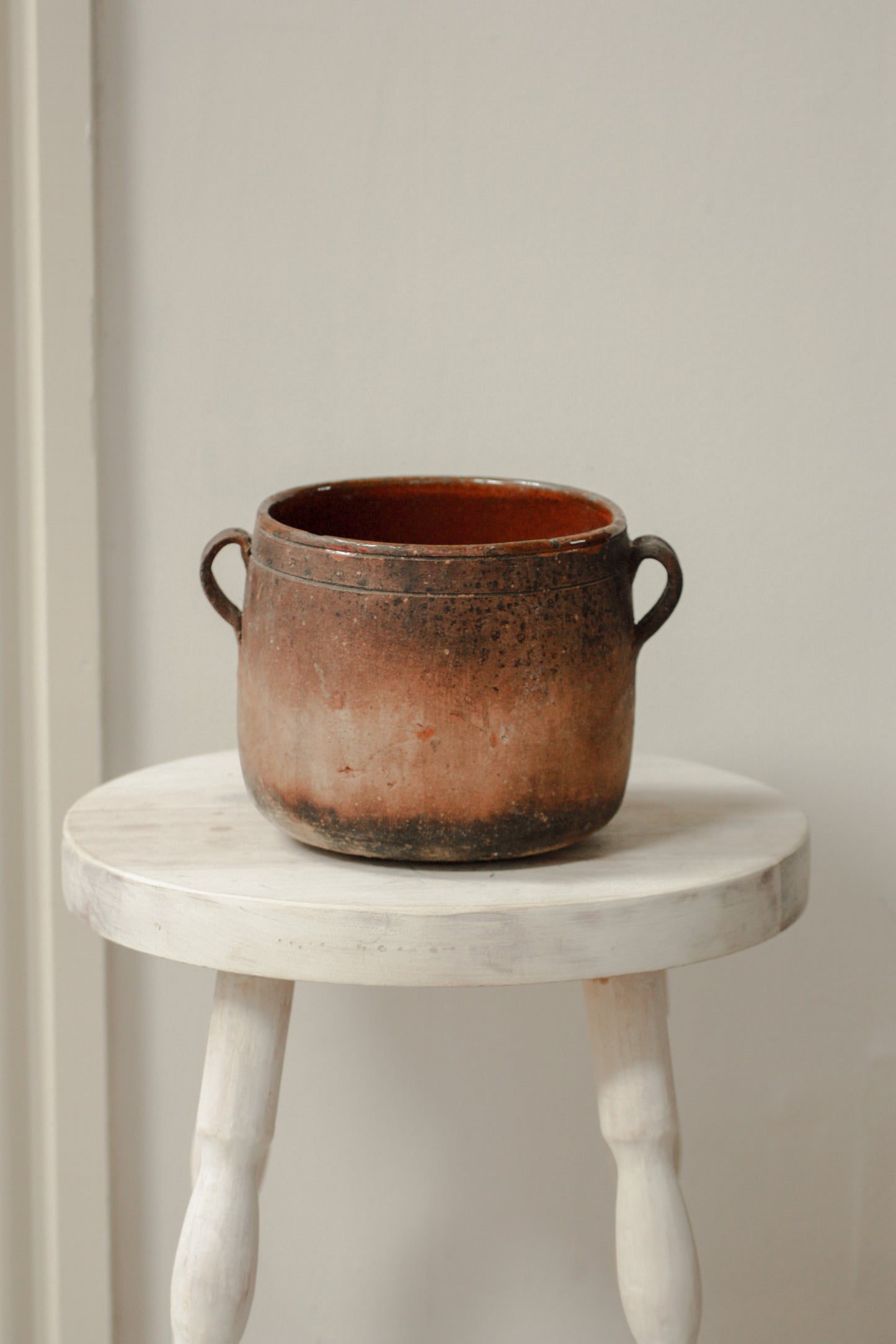 Rustic vintage 1930s pot