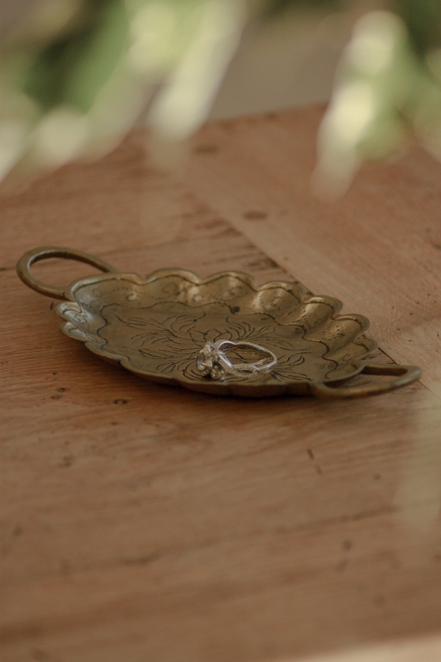 Vintage brass scalloped trinket dish