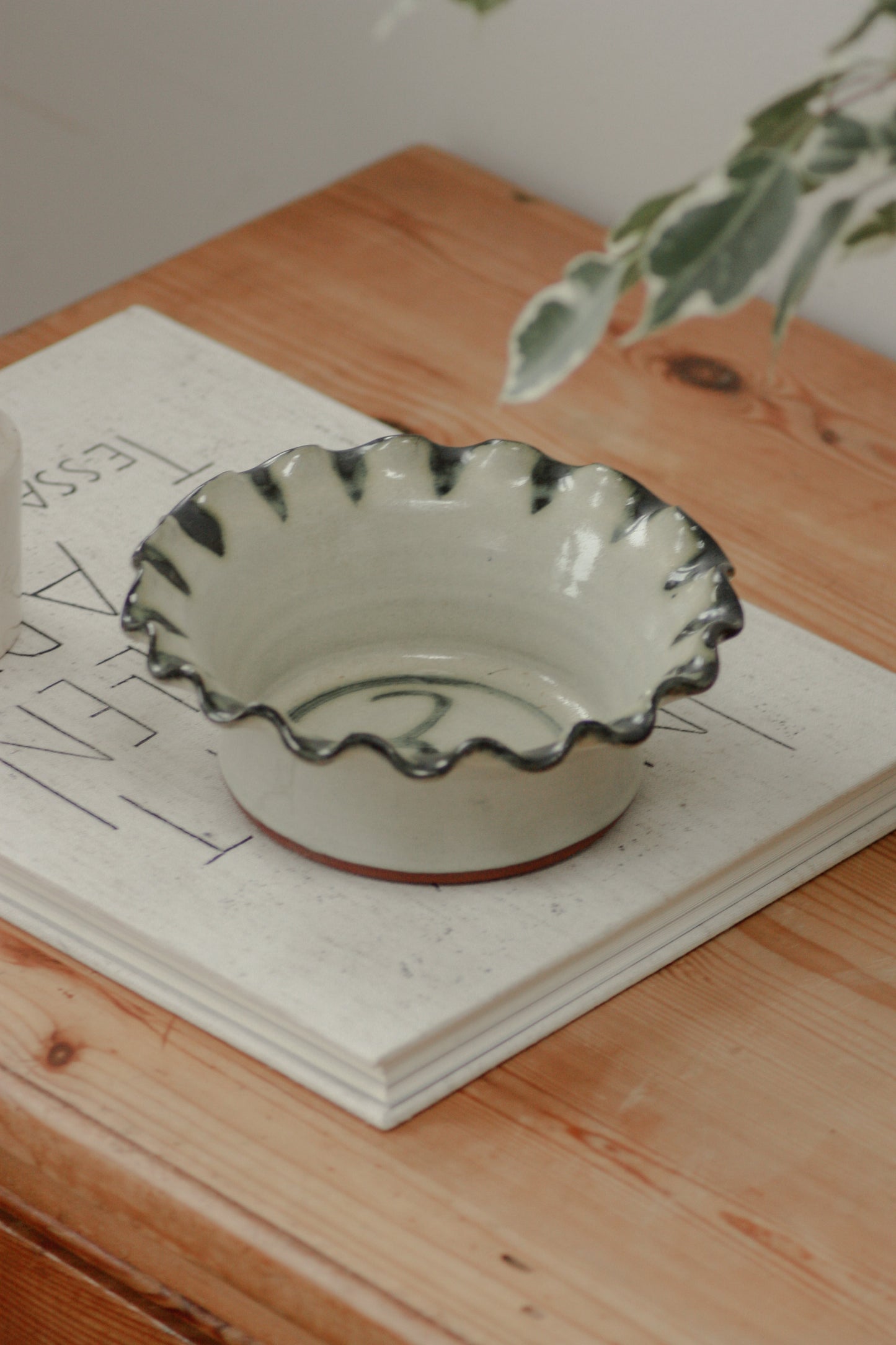 Vintage ruffle rim studio pottery bowl