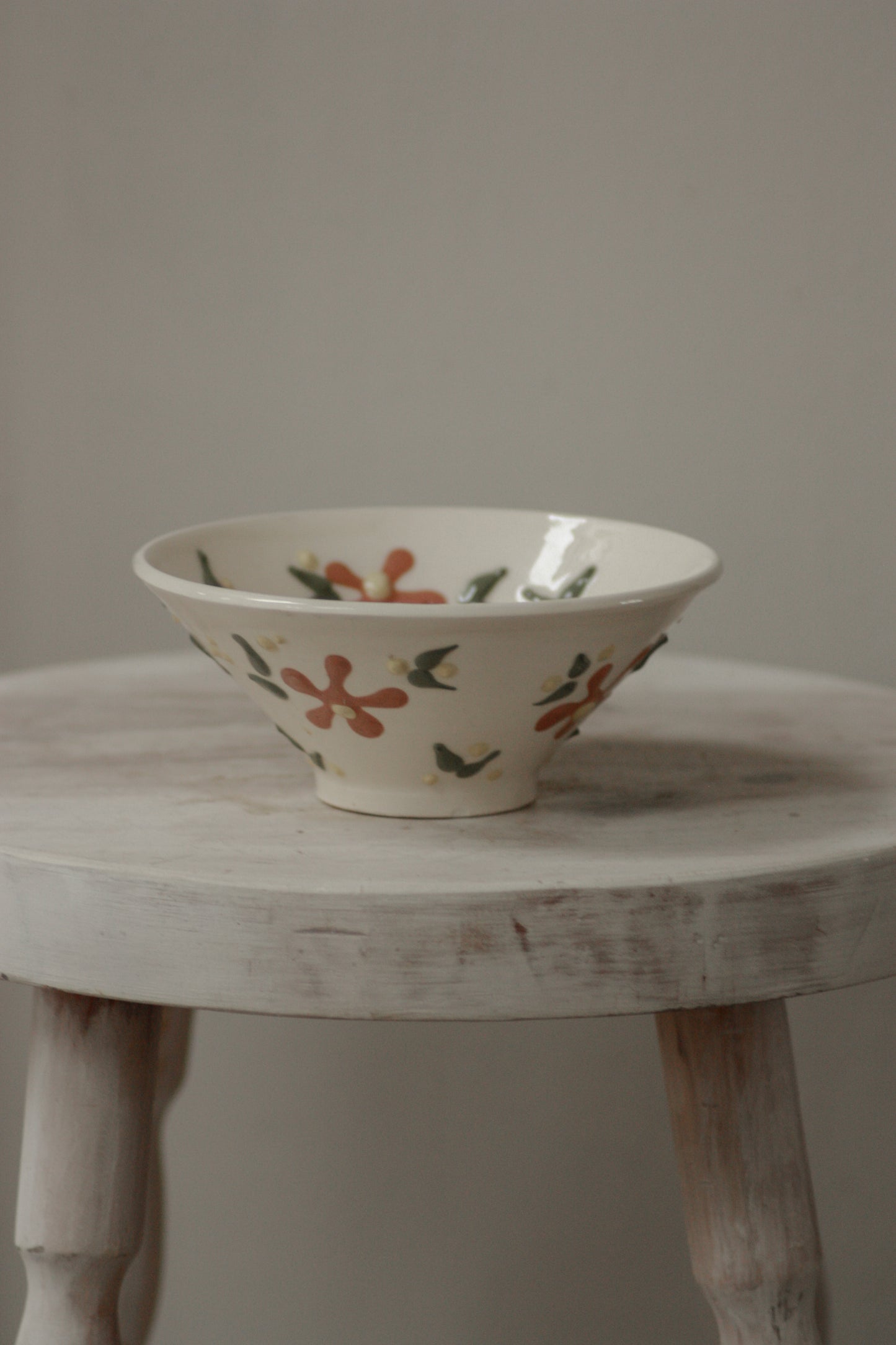 Vintage studio pottery decorative bowl in floral design