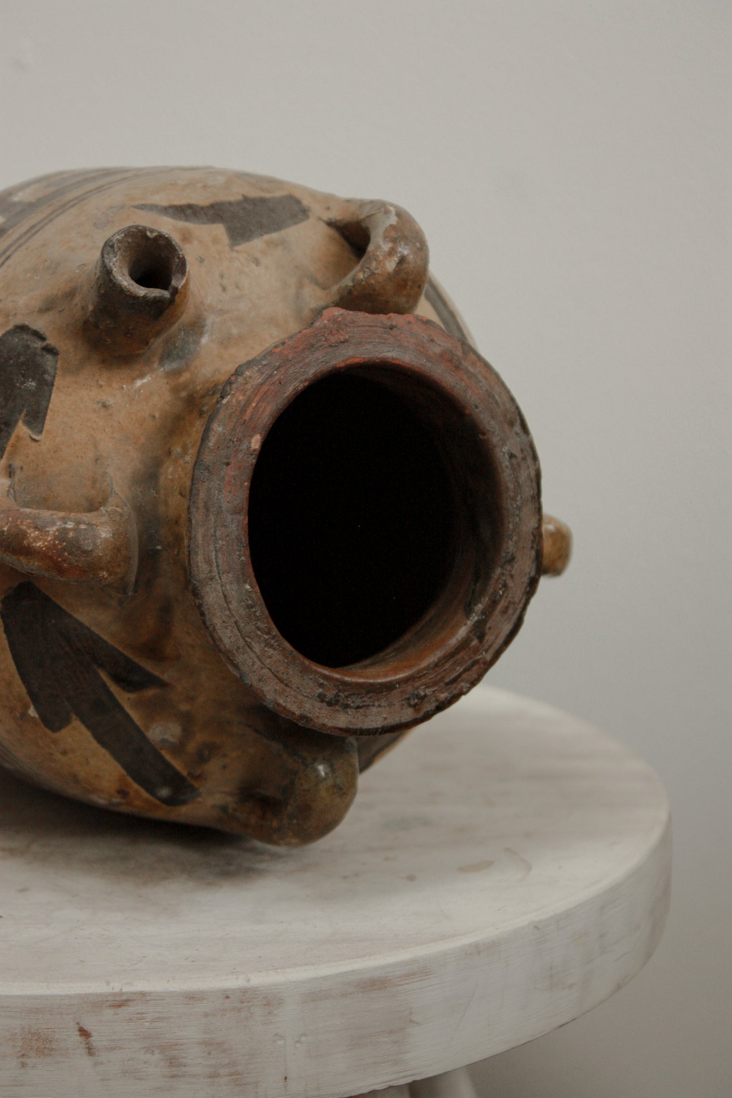 Antique 19th Century Chinese Oil Pot
