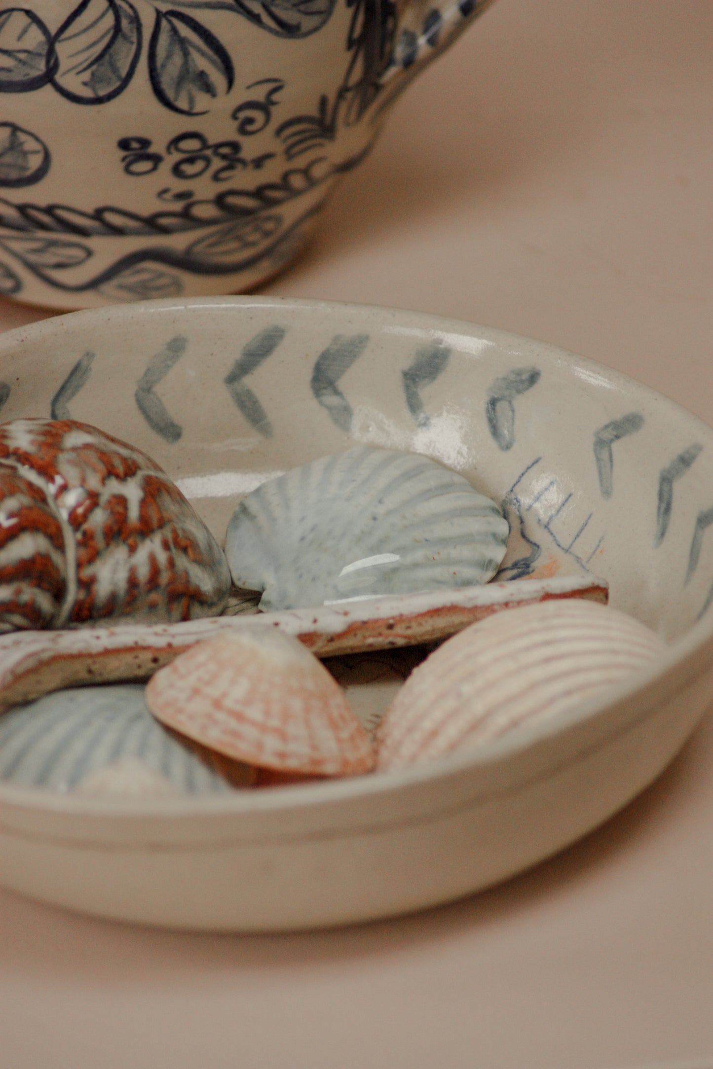 Set of 5 Spanish studio pottery shells