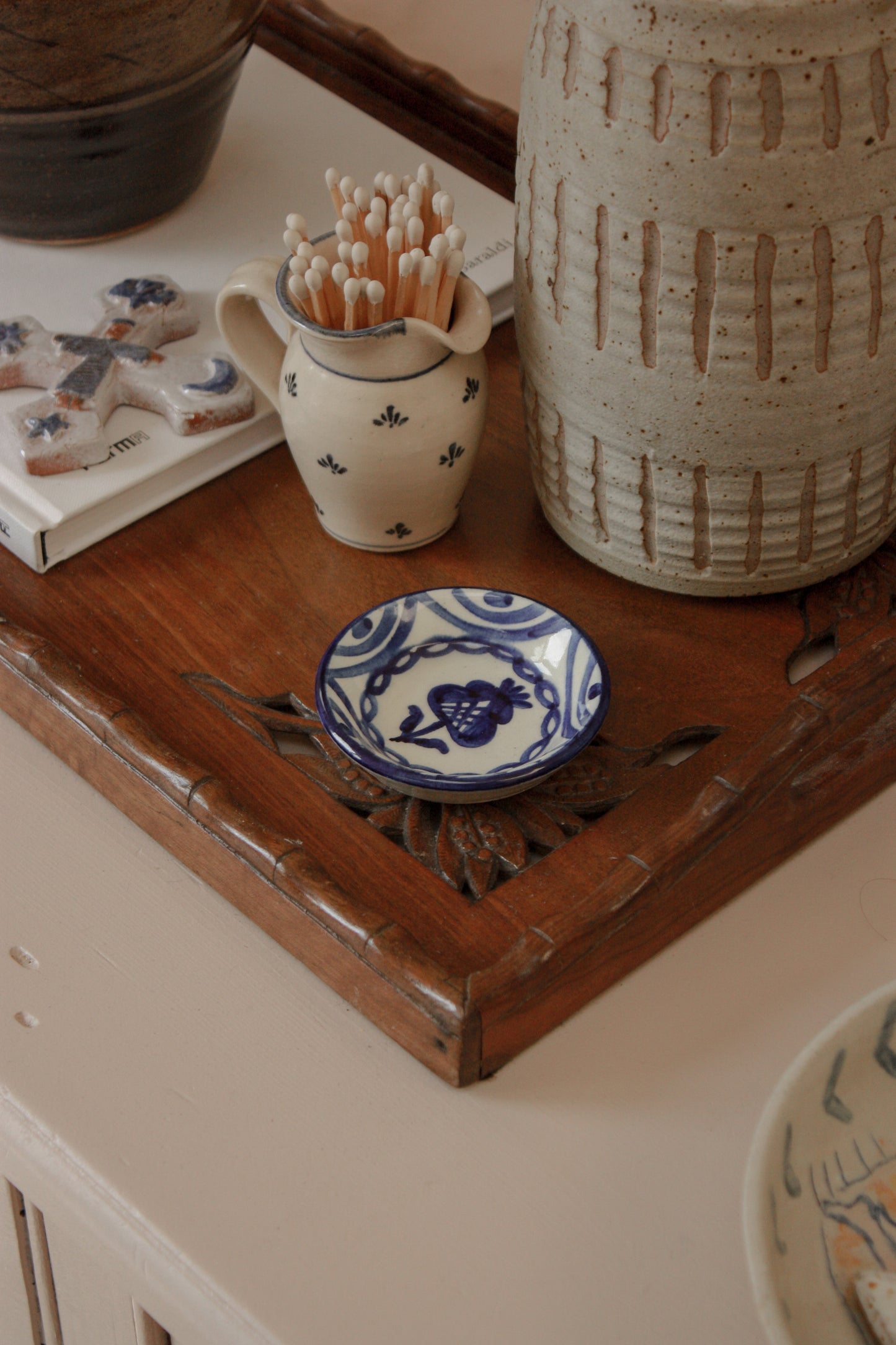 Vintage hand painted blue and white pin dish