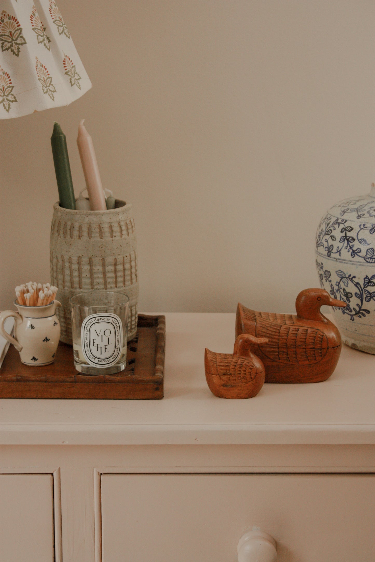 Vintage carved wooden duck box (small)