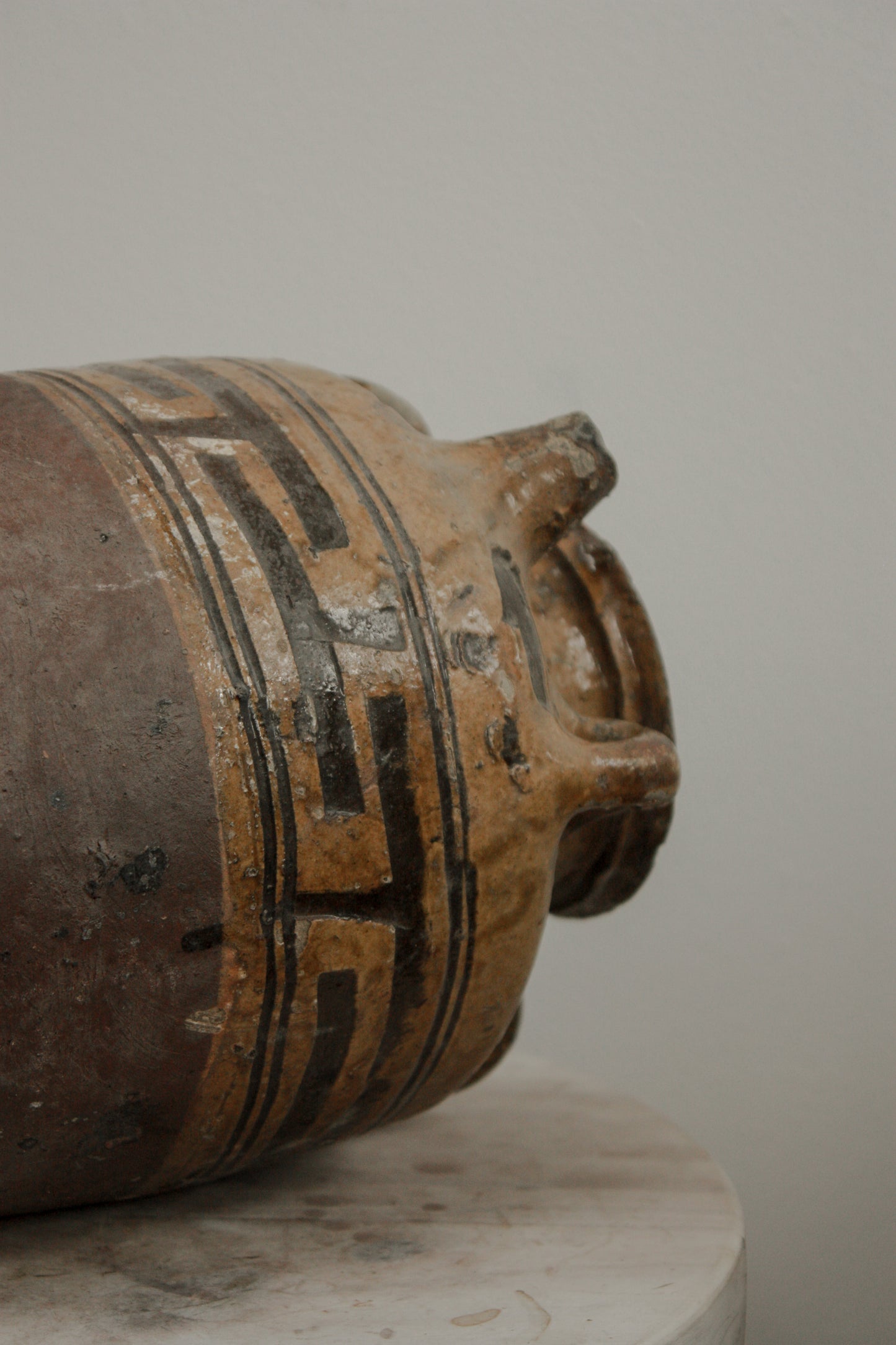 Antique 19th Century Chinese Oil Pot