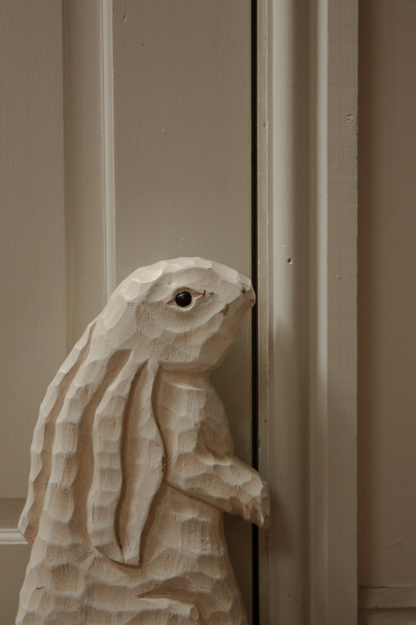Vintage hand carved folk art rabbit