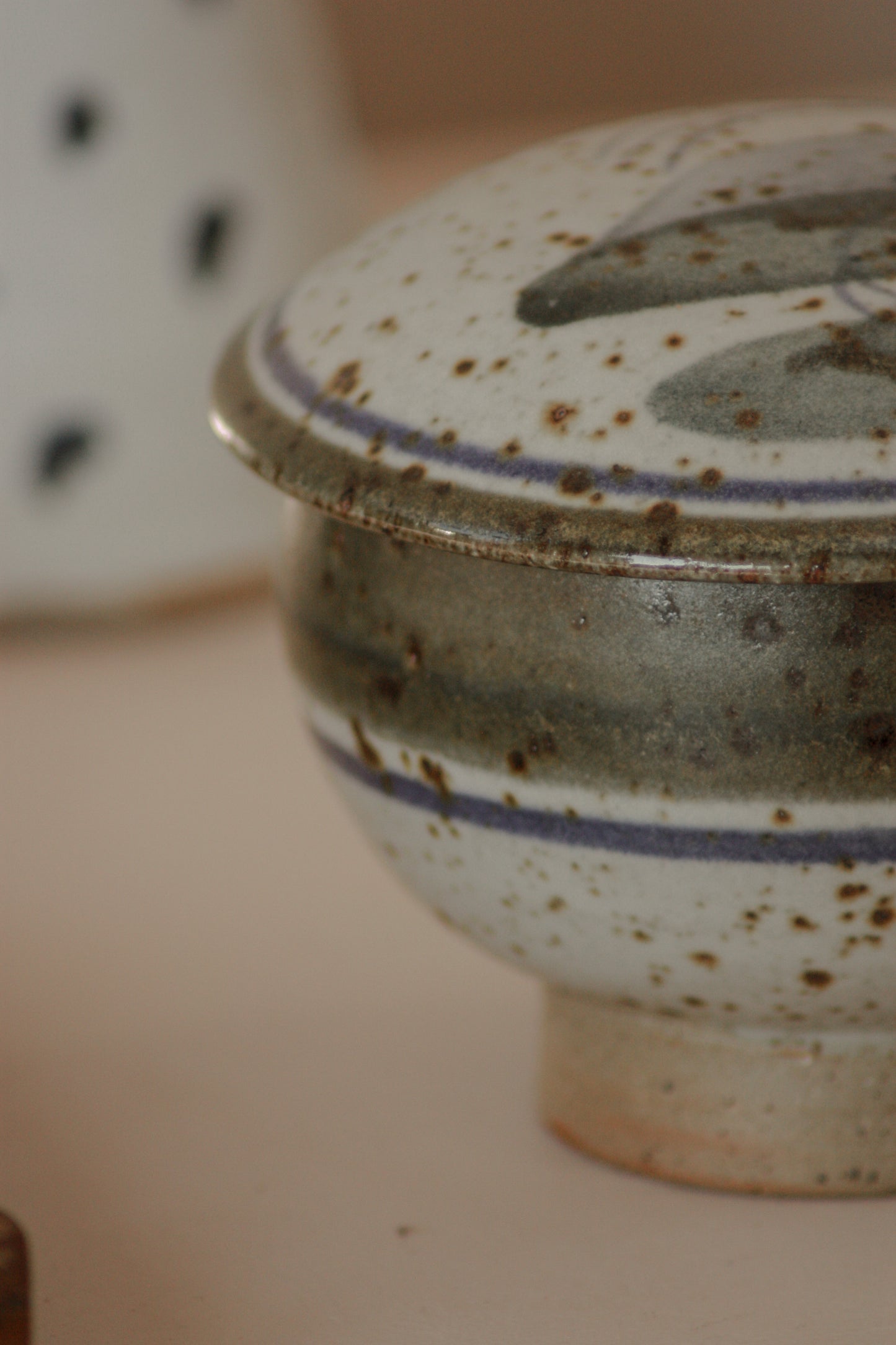 Vintage studio pottery trinket pot