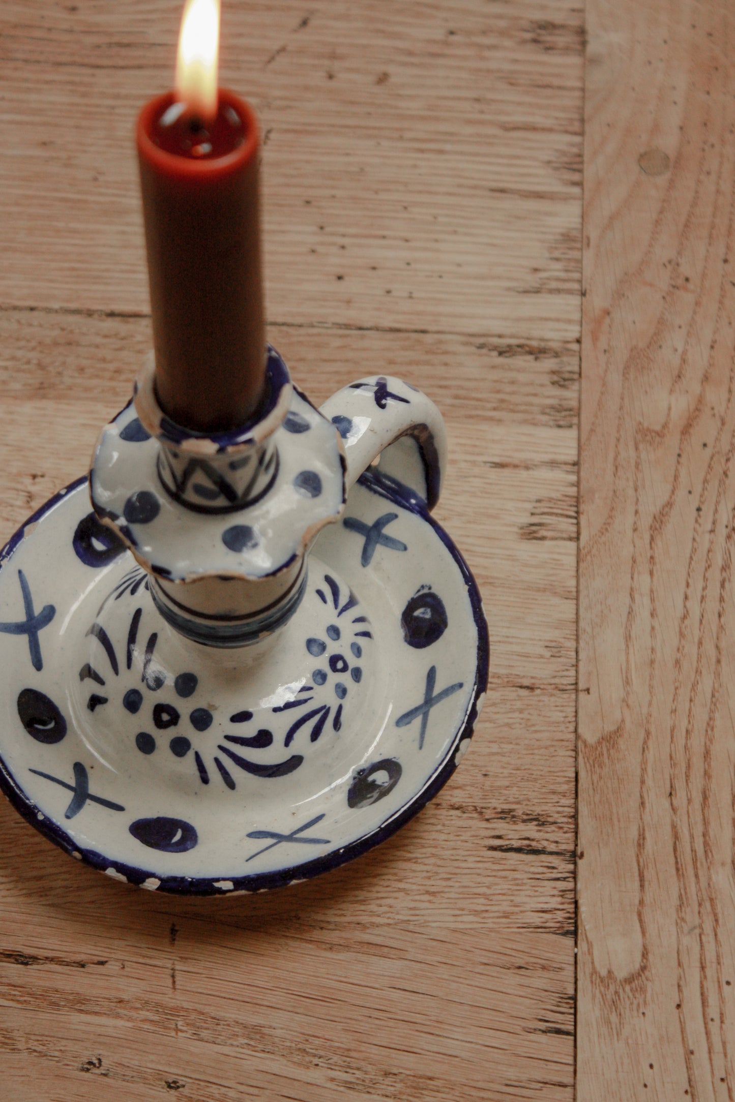 Vintage blue and white candleholder with ruffle