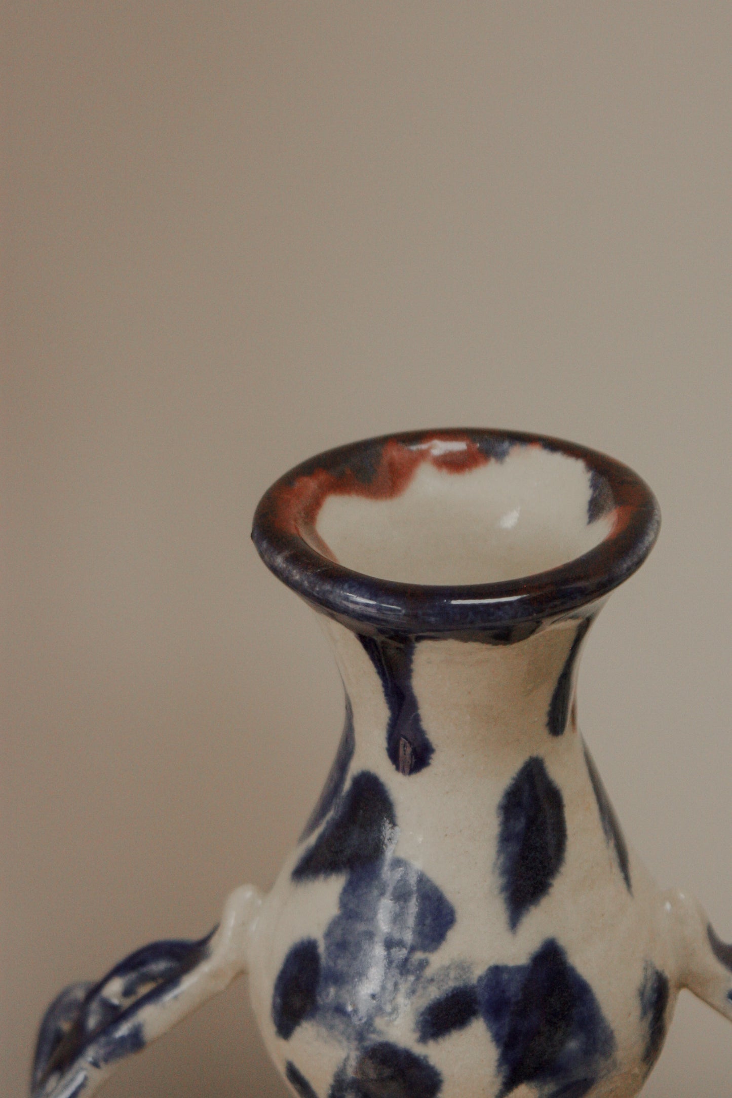 Large art pottery decorative double handled vessel