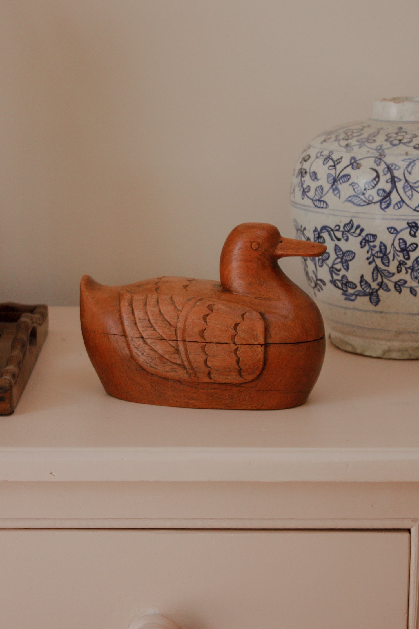 Vintage hand carved wooden duck box (large)