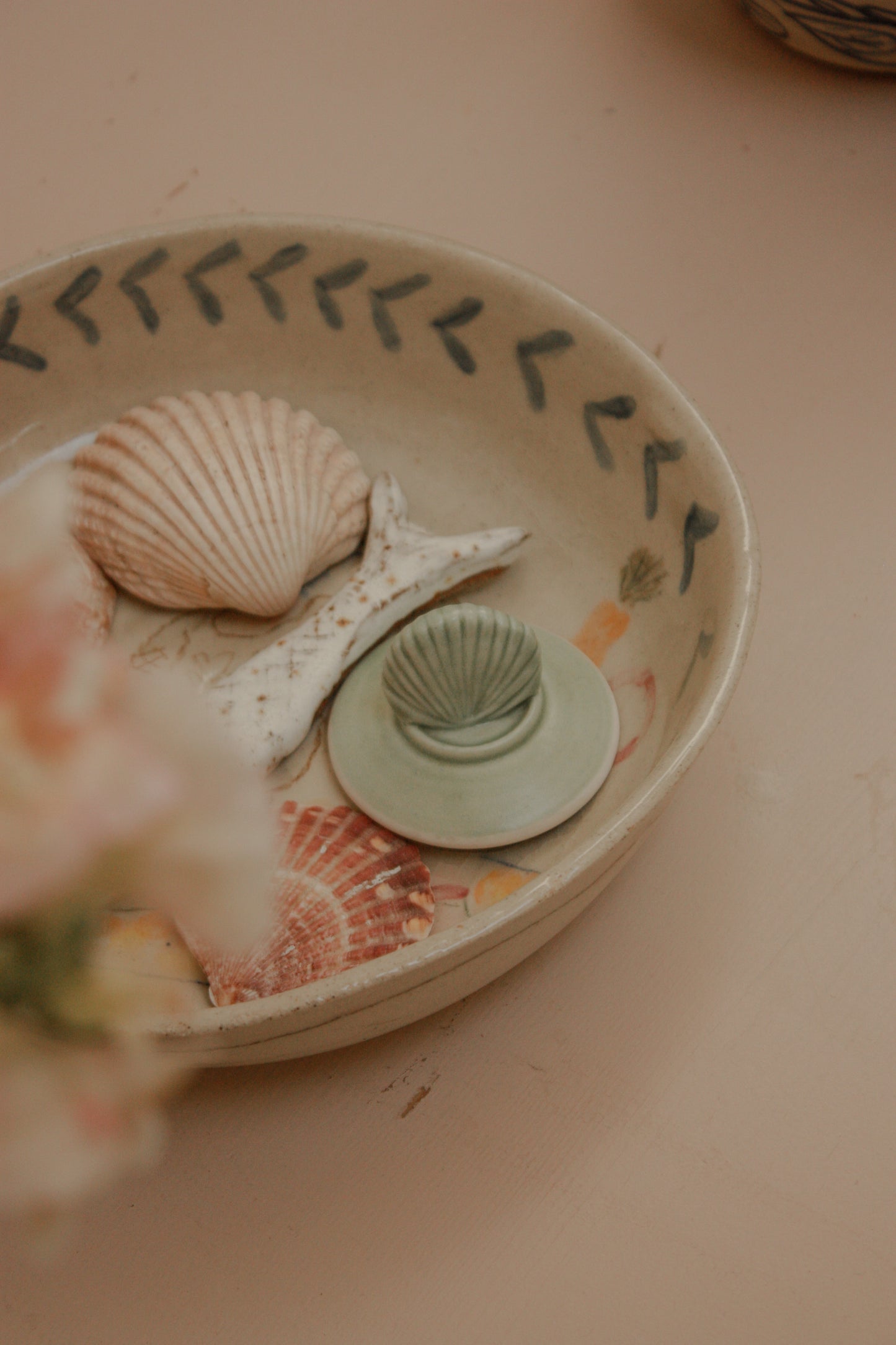 Vintage studio pottery shell pot