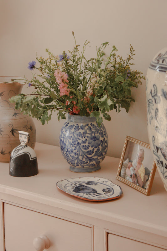 Vintage hand painted floral pot