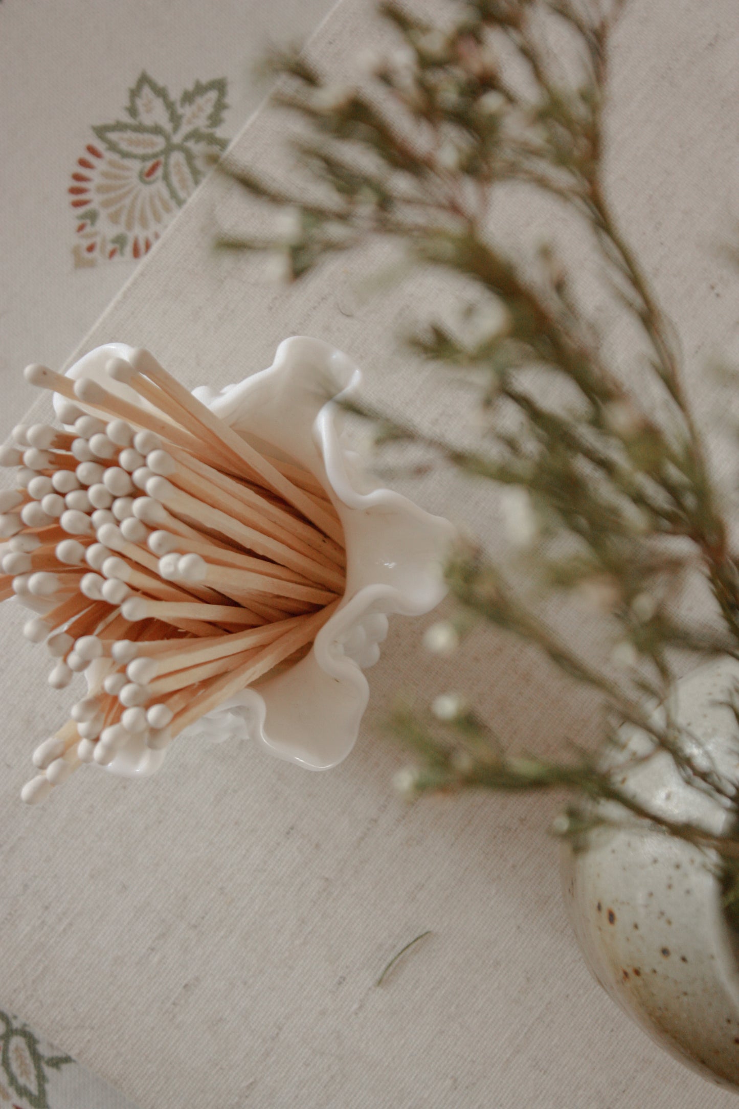 Vintage ruffled glass pot