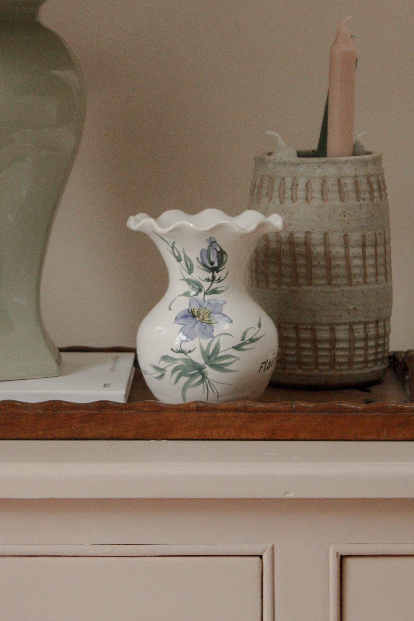 Vintage hand painted French ruffle rim pot