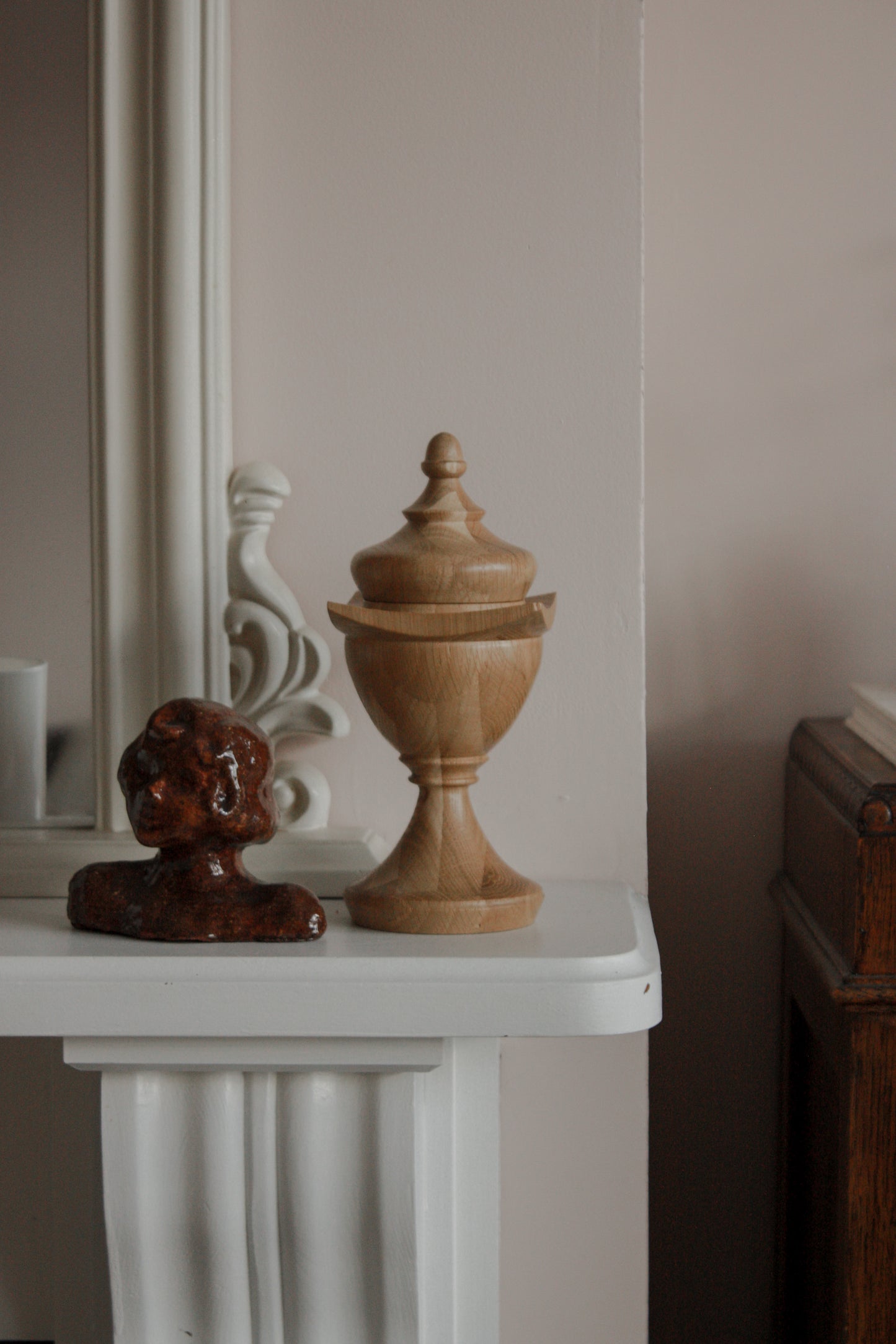Vintage turned oak pot (table leg)