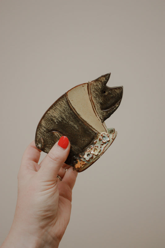 Vintage hand built saddleback pig letter rack