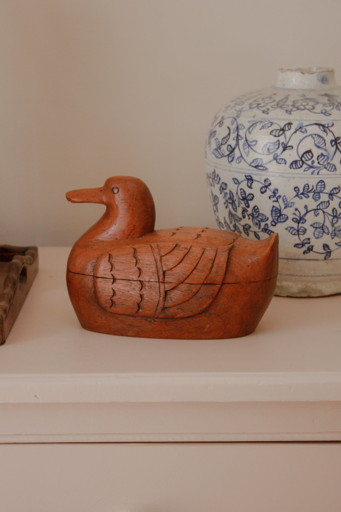 Vintage hand carved wooden duck box (large)