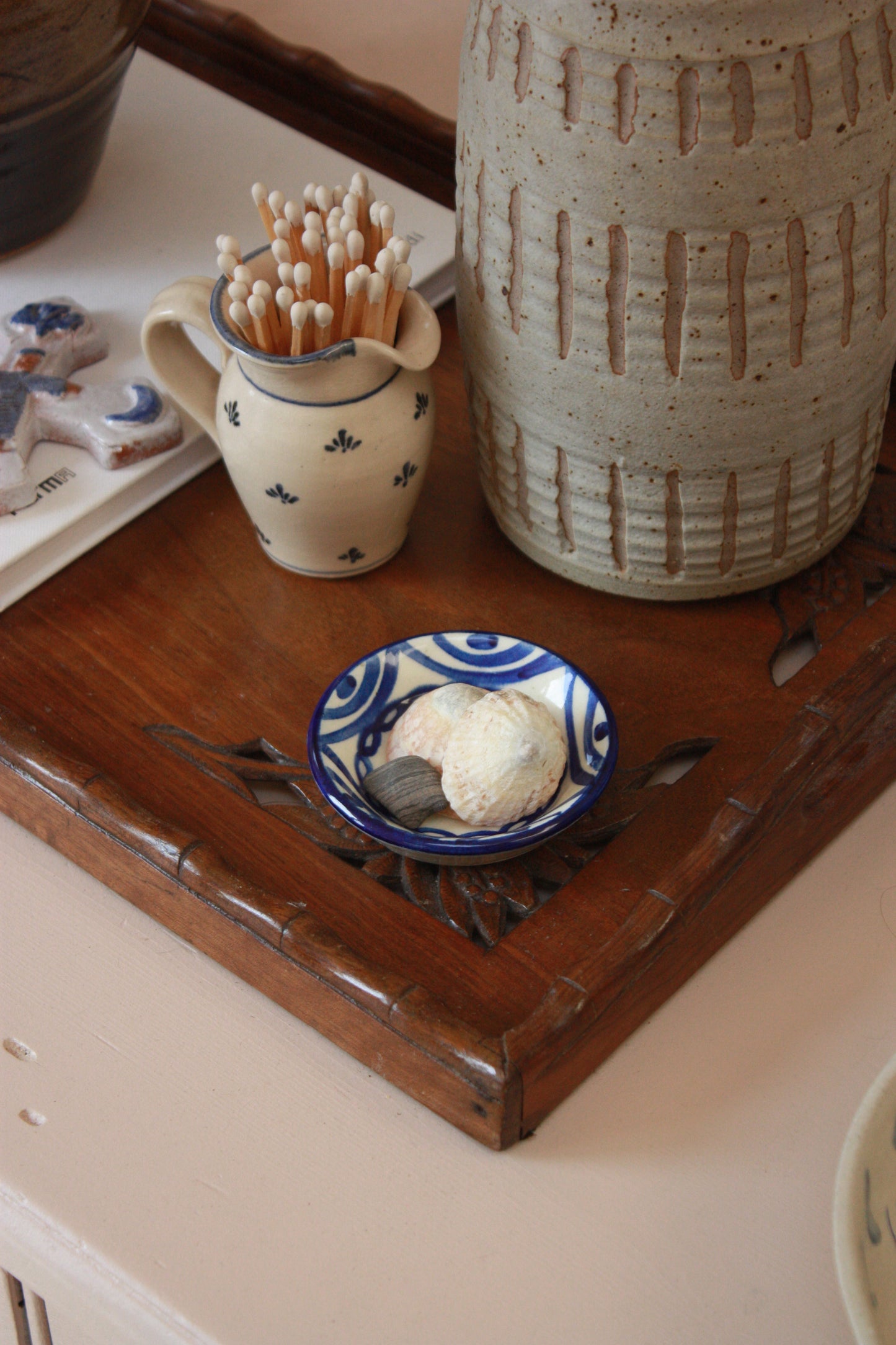 Vintage hand painted blue and white pin dish