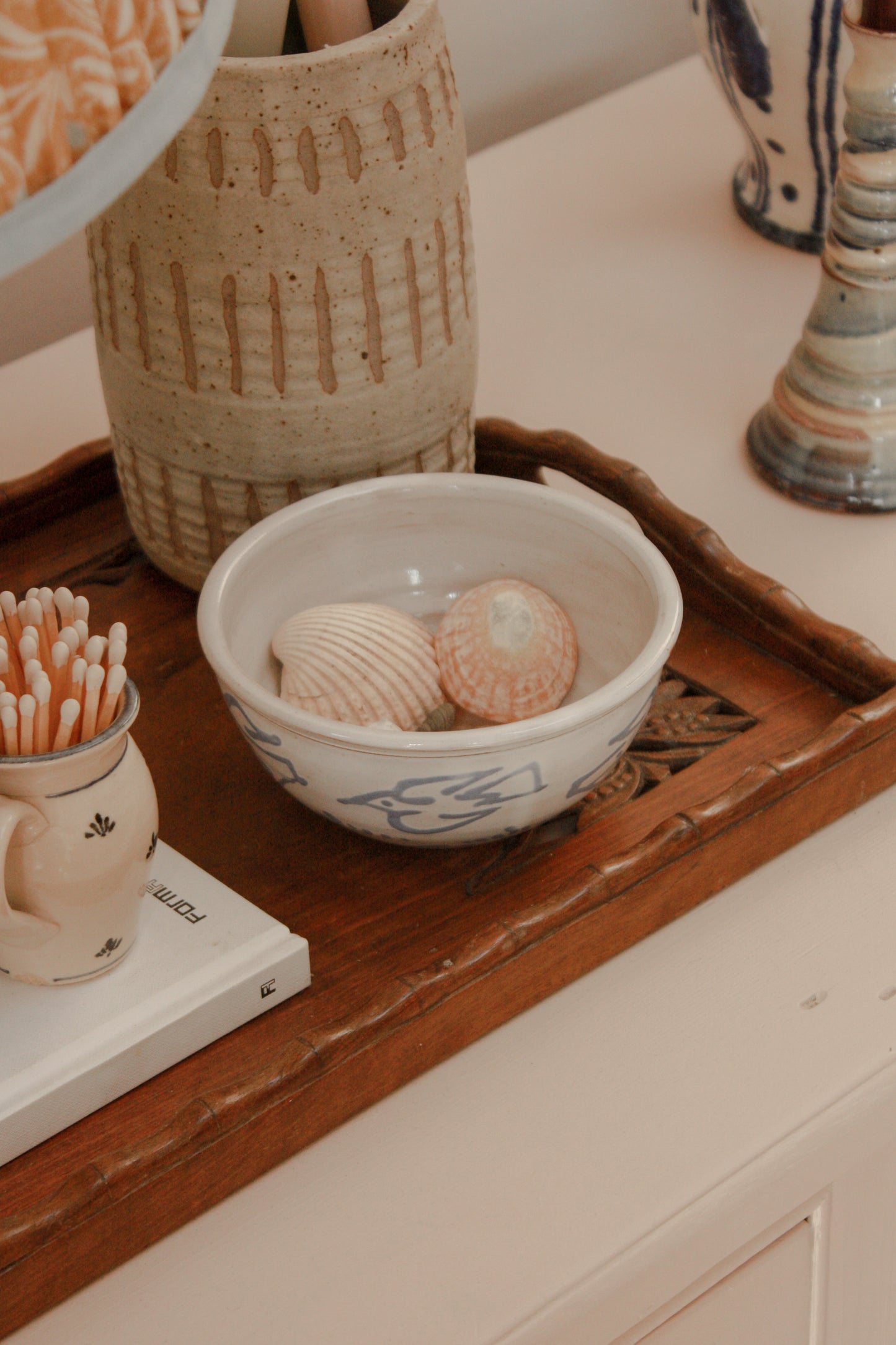 Studio pottery folk art bowl - Hans Ullrich