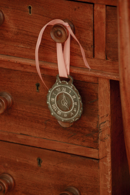 Vintage aged horse brass - clock design