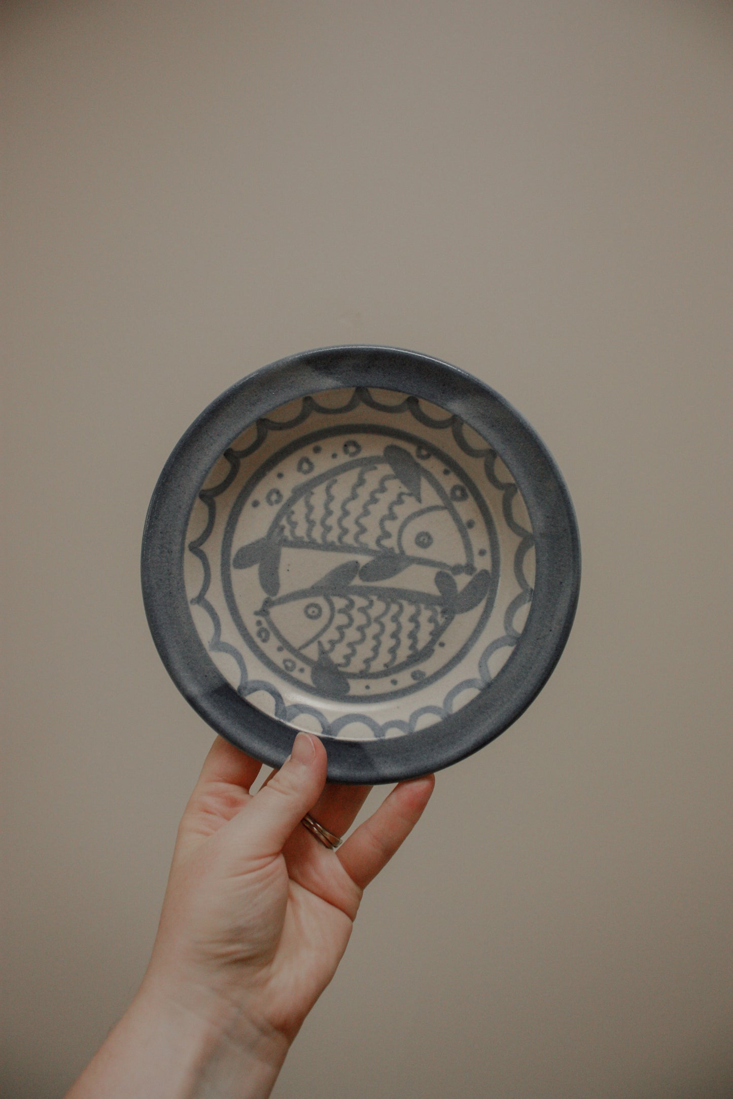 Vintage Jonathan Russell studio pottery plate - fish