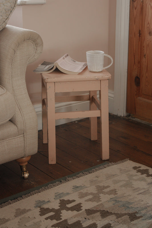 Vintage chippy wooden stool (blush)