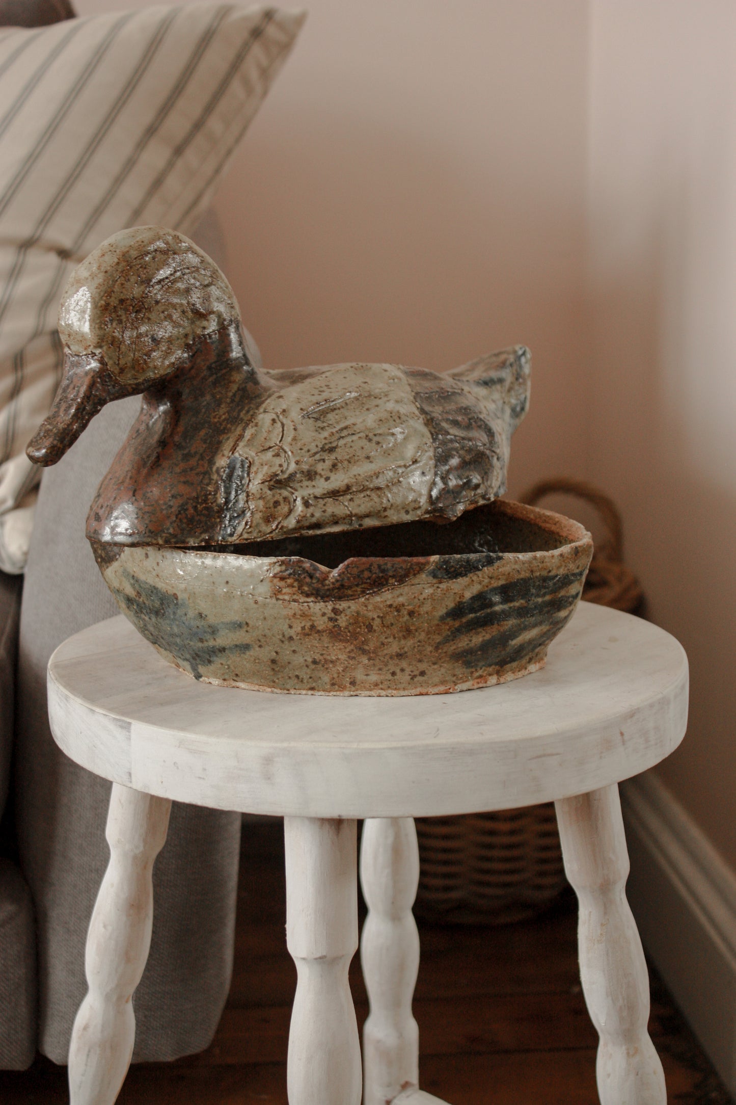 Vintage art pottery duck storage pot
