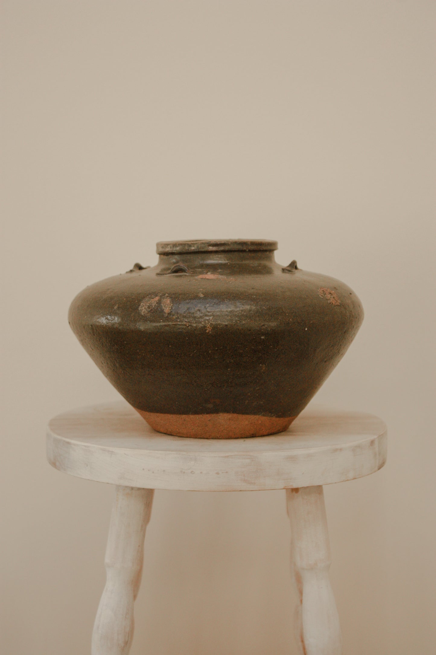 Antique Chinese incense pot